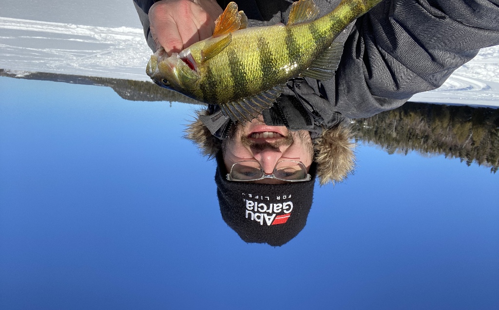 Grosses perchaudes sur la glace, comment les trouver en 5 minutes !