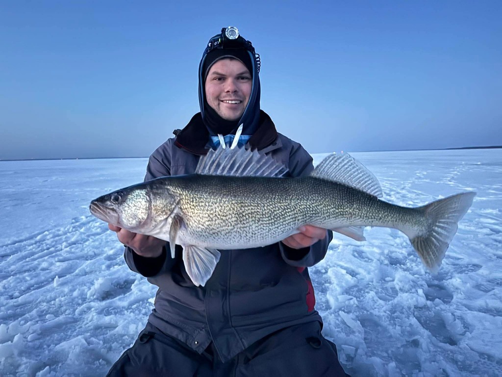 Dernière pêche sur glace aux dorés ! 